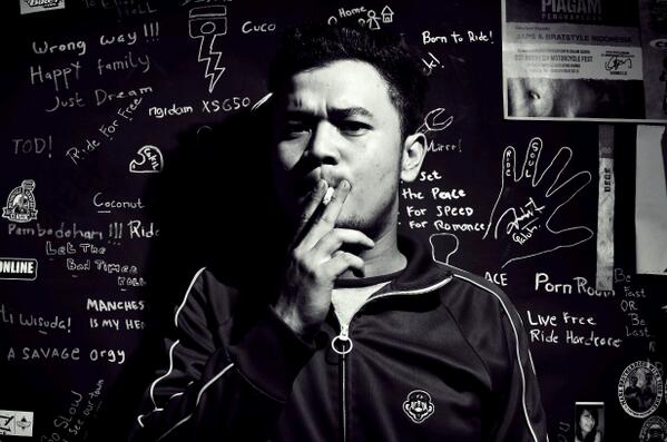 Trippy wet and smoke