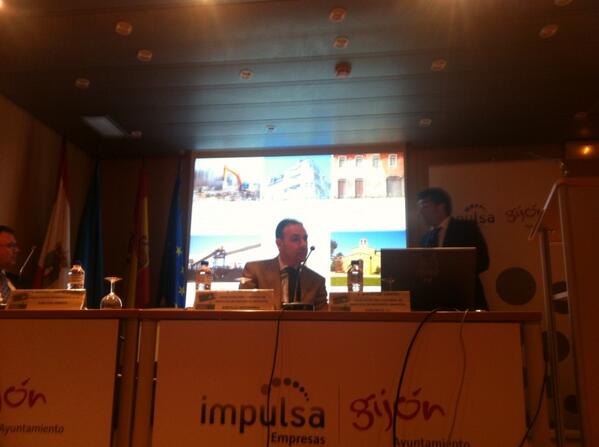 thingtrack's tweet image. Presentación kBuilding en el desayuno tecnológico de Gijón