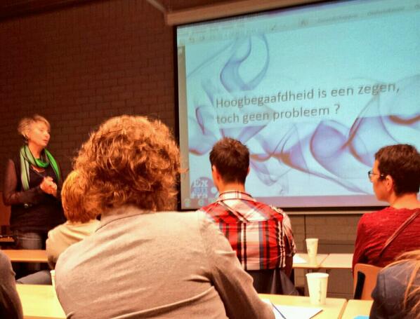 "Regionaal mini symposium <a href="/willibrordgym/">willibrordgymnasium</a> interesse en samenw po vo voor hb leerlingen <a href="/ProdasAsten/">Prodas Asten</a> plusklas is erbij "