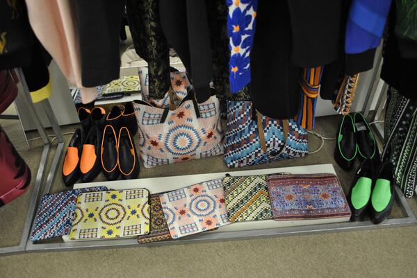DASHMagTweet's tweet image. @emmacooklondon block colour and print @goodleypr  #emmacook  #goodleypr