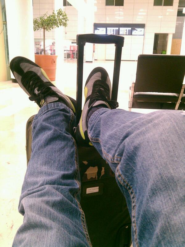 baborongo's tweet image. Esperando la hora de la partida #ToTheBorder