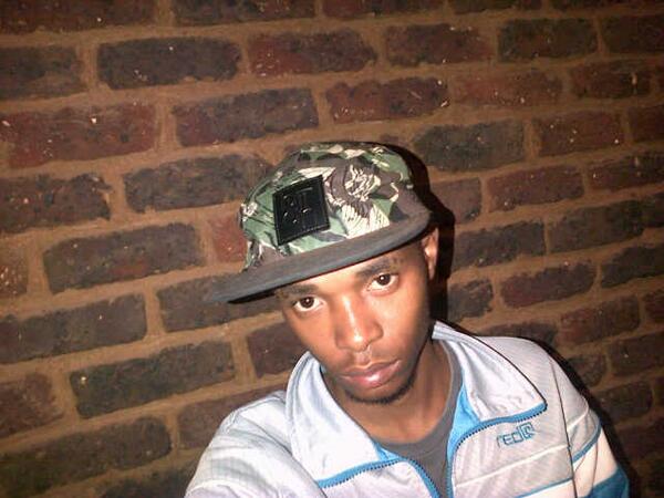 Butan_Official's tweet photo. Street Soldier @T_Maboa mean muggin in the ART OF WAR 5 panel #ButanSelfies http://t.co/WIpJSGzjGY