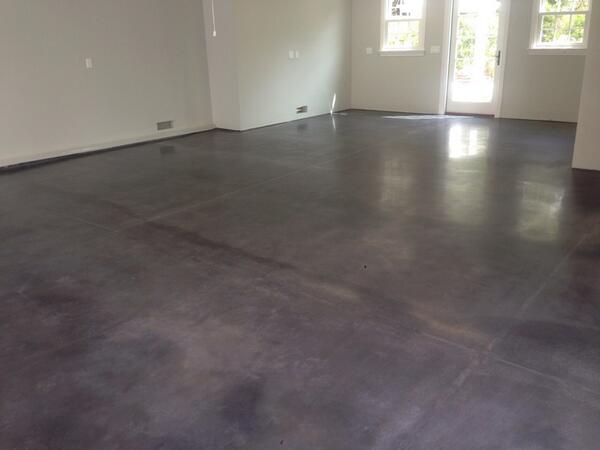 concreteinsider's tweet photo. RT @Cementpolisher: Concrete Semi polish and black stain #concretepolishing #concretepolishinglosangeles  #scanmaskin http://t.co/mmiJEhw2yT