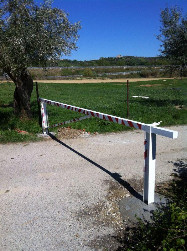 A Castellalto #chiinquinapaga firmata ordinanza che obbliga ripristino luoghi chiusa 1^ strada verso fiume Tordino