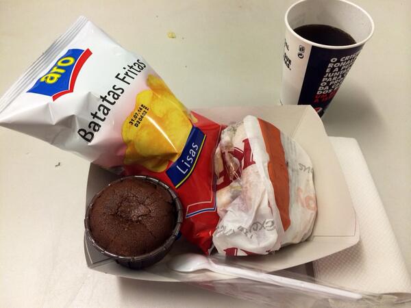 dvd_f's tweet image. Power lunch at #codebits2014