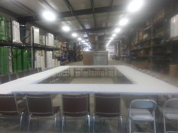 maryamwasmund's tweet image. @SenGillibrand our big square table ready for roundtable discussion on #CNY manufacturing &amp;amp; exports #Filtertech