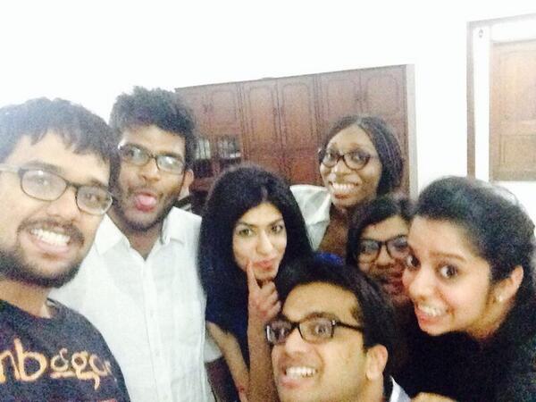 snigdha_ch's tweet photo. @Cashkarocom birthday selfie with the CEO @Swats26 @SaniyaScott @yush04 @venkat_org13 @HippyTrippyMeby http://t.co/kjO4QV7A78