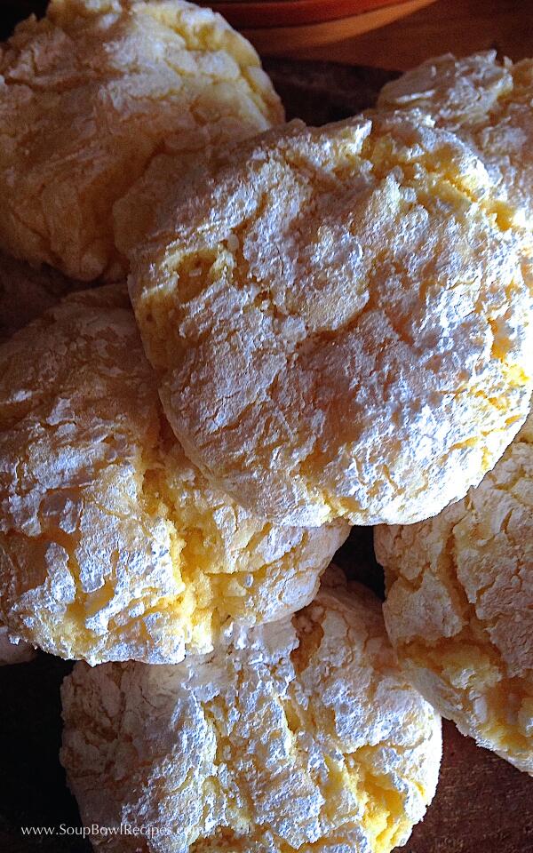 emilybrandsma's tweet photo. Try these easy Lemon Lace Cookies #recipes #SoupBowlRecipes #cookies #yummy #springtime #retro http://t.co/k360gJq4B1 http://t.co/T4bpaneLys
