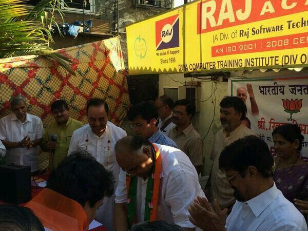 Today NCP Leader Khimjibhai Satra joined BJP in presence of Dr.@Swamy39 & Dr.@KiritSomaiya. #NaMo wave in M'bai 