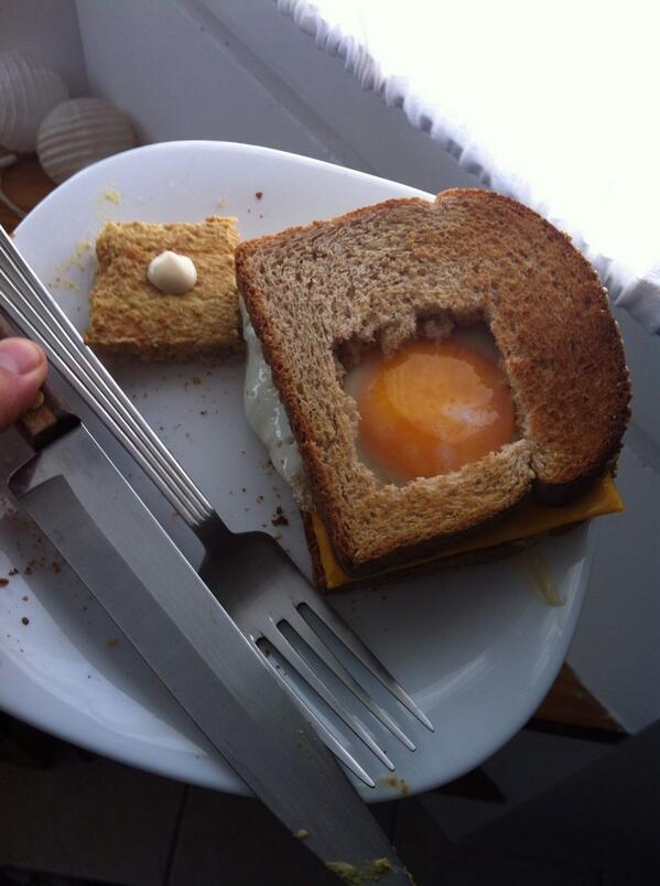 BertoMarquez's tweet image. Desayuno a la cama #EsteHombreSabe  #NoPorqueMeEnamoro #ToLate 💖