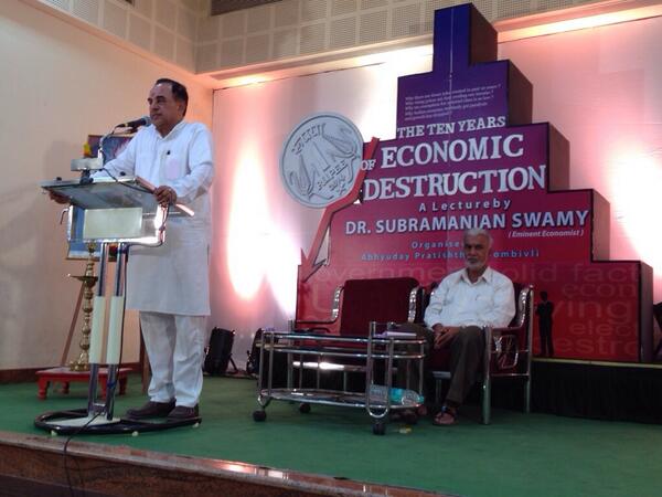 @Swamy39 in Dombivli saysour PM #MMS is Lion but CircusLion who isTrained to obeyOrders from Ringmaster SoniaG &Rahul 