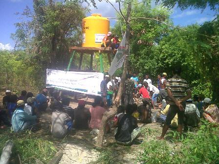 ACTforHumanity's tweet photo. ACT Bangun Instalasi Air Bersih untuk Masyarakat #PulauKera http://t.co/fCMbABBS4u http://t.co/gVEqNmaigO