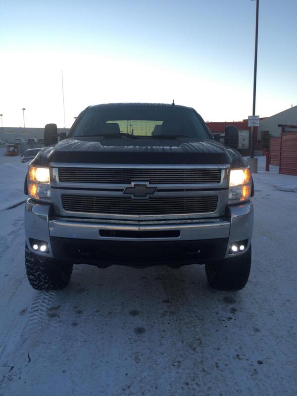 EdgeProducts's tweet photo. #EdgeFanFeature Adam Muise and his 07.5 #Duramax running his new Edge CTS Insight! http://t.co/23cQGdleIH