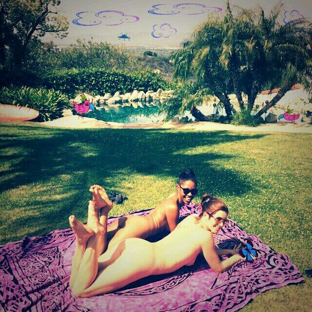 #LoungingintheBuff with the delicious @LotusLain ♡ #Californication  #lunchbreak #friskyfriday #HappyHour<a href="/tag/lounginginthebuff"class="tags">#LoungingintheBuff</a><a class="tags" href="/tag/lotuslain">@lotuslain</a><a href="/tag/happyhour"class="tags"><span>#happyhour</span></a><a href="/tag/friskyfriday"class="tags"><span>#friskyfriday</span></a><a href="/tag/californication"class="tags"><span>#californication</span></a><a href="/tag/lu"class="tags"><span>#lu</span></a>