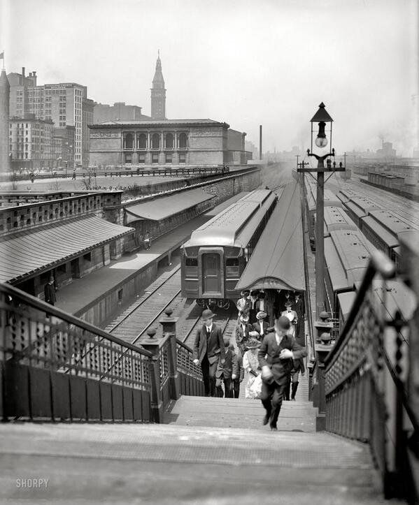 Picture of Art Institute of Chicago in 1907 