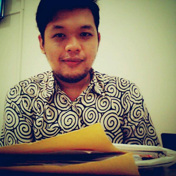 RullyAnandha's tweet photo. Besok lbur.... http://t.co/87DRSye0ji