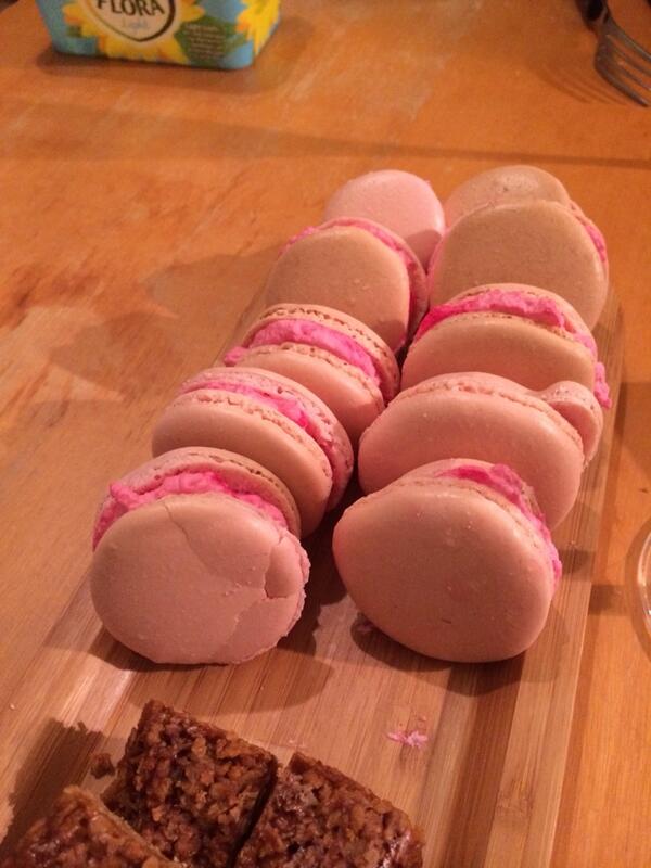 bmcfood's tweet photo. Home made I love my kids x http://t.co/7QnSIePdWG