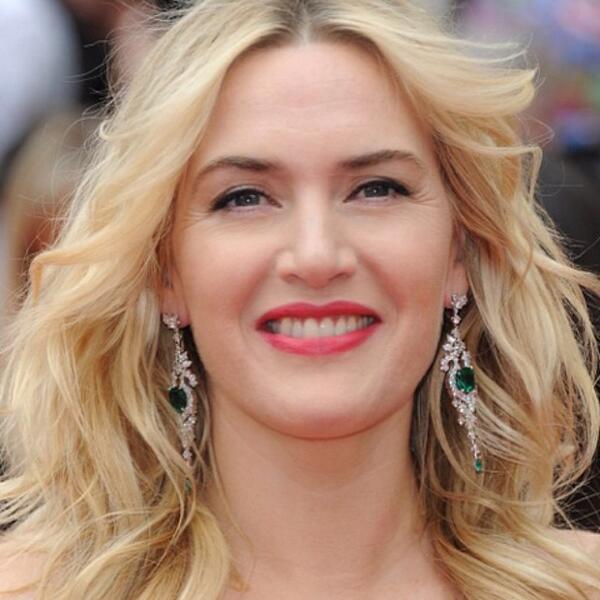 Kate Winslet at the #Divergent Premiere today. Using @LancomeUK <a href="/LancomeUSA/">Lancôme USA</a> #RougeinLove #163M #Makeupbylisaeldridge