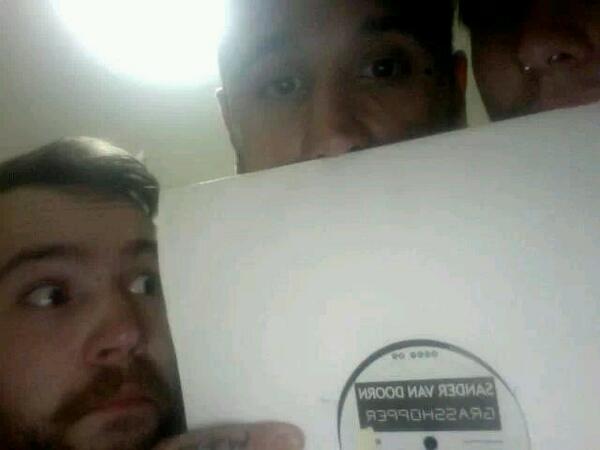 PREPARAROS PARA ESCUCHAR A NUESTRO ARTISTA PREFERIDO! WE LOVE SANDER #ULTRALIVE #Ultra2014