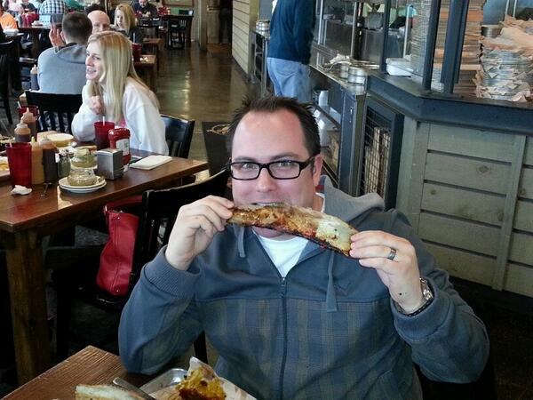 LockhartsBBQ's tweet image. THIS guy loved his #beefrib for @RORestWeek