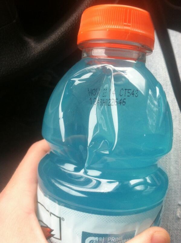 jnich1012's tweet image. This bugs the shit out of me #indents #gatoradeproblems