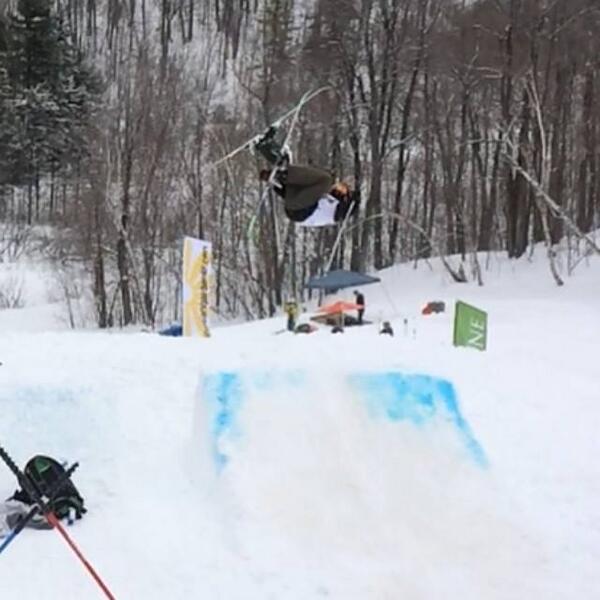 4tunefreestyle's tweet image. by phantom31: @will_ski doing flat 3 #duffyduals #campfortune #flat3 ift.tt/Qw4QVD ...