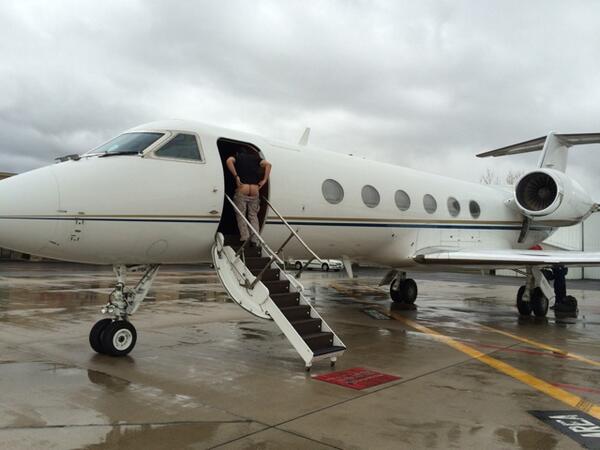 DanBilzerian's tweet image. Utah doesn't serve alcohol on Sunday... Well they can kiss my ass, I'm going to Vegas