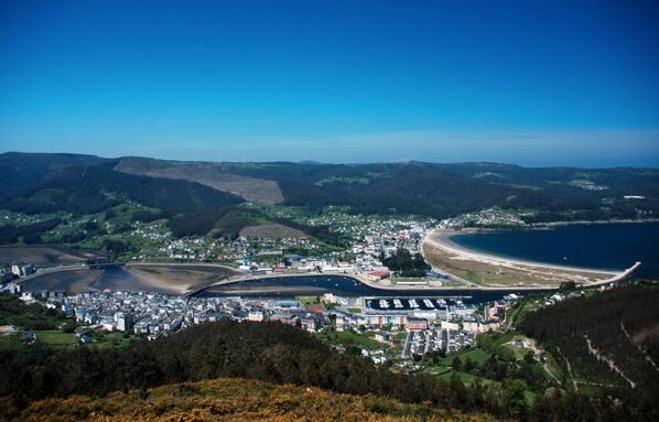 salvemosgalicia's tweet photo. #RazónsParaSalvarGalicia Razón nº891: As vistas dende o monte de San Roque, en Viveiro (Lugo) http://t.co/97AyiXo8VO http://t.co/5MomUR7YVj