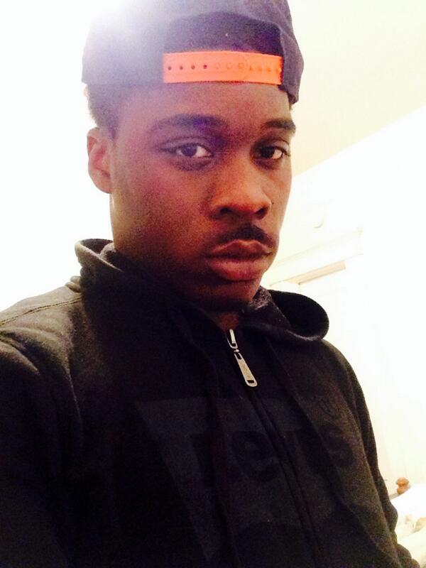 DarkSkin_Fella's tweet photo. Wasup twitter http://t.co/n177JYzjNX