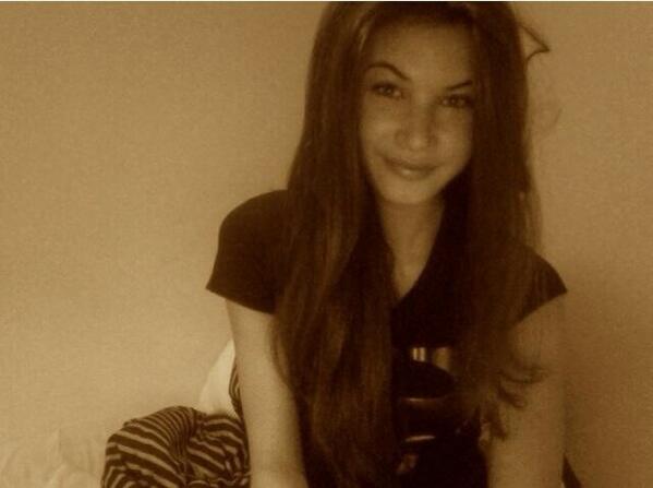 sabrianavaz's tweet photo. my hair lol 💕 http://t.co/zHaEx7wAW1