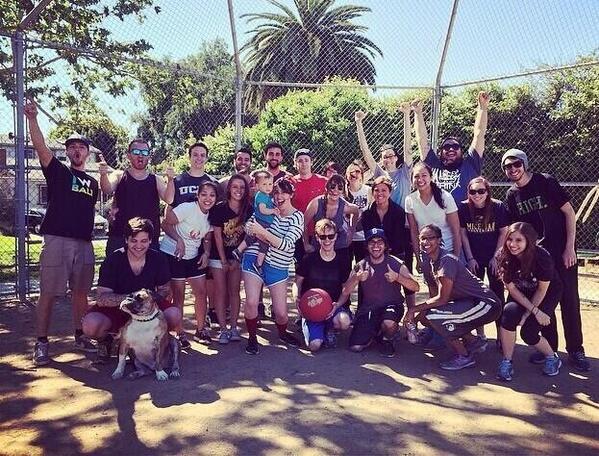 CCKCFU's tweet photo. BABIES AND DOGS AND KICKBALL OH MYY http://t.co/2w86C8Jel6