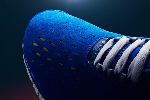 1948london's tweet photo. #1948 - The Nike Free 5.0, from a naturally great idea to a masterpiece of natural motion. #nikefree @nikerunning http://t.co/hNLsZc8nZf