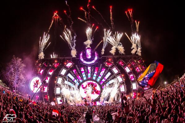 ultra's tweet image. This is it

The moment you've been waiting for

Watch @HARDWELL close #Ultra2014: live.ultramusicfestival.com/miami

#ULTRALIVE