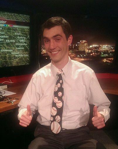 MackAttackWX's tweet photo. Who's ready for baseball? This guy. :) @MLBFanCave #OpeningDay #BaseballIsBack #BaseballTie #WeatherGuy http://t.co/4lK3yXlEp4