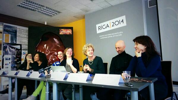 kasparsgarda's tweet photo. Zināšanu un nezināšanu tirgus @Riga2014  #blackmarket #HTCOneM8 #Riga2014 http://t.co/4aGorznVdF