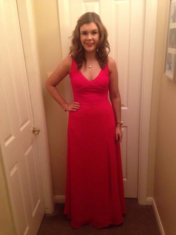 Carol1725's tweet photo. Eilidh off to Law Ball #red#dress#law#ball http://t.co/tGilW4ppU5