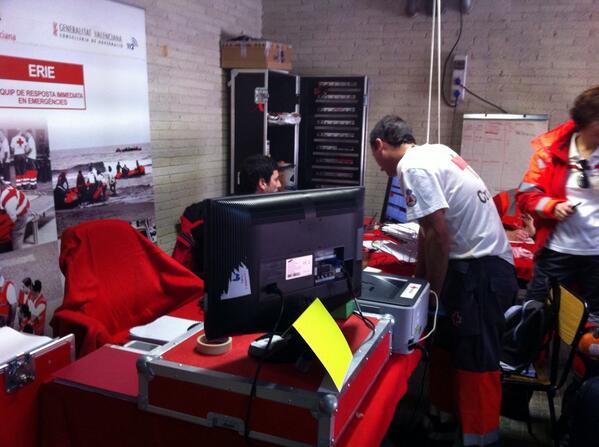 CruzRojaCV's tweet photo. #SIMULACRO #UMEluñol14 @CruzRojaEsp http://t.co/69we9tf1lC