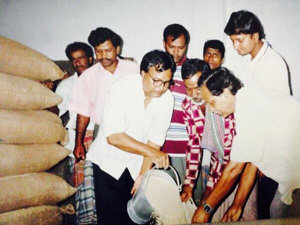 borhan1971's tweet photo. "Ceremony Of Rice Distribution" For VGF Card Holder by mr.Borhan Uddin Ahmed,Ex-Chrmn,UCCA Ltd.B.Baria . http://t.co/lXdsGUkYc0