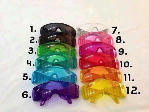 dadatoom's tweet photo. แว่นตากันน้ำสงกรานต์ ราคาดังนี้
ขายปลีก 1-2 ชิ้น ราคา 170 บาท
ขายส่ง 3 ชิ้น ราคาชิ้นละ 149 บาท
ขายส่ง 1 โหล 1,480 บาท http://t.co/naP1xa1ucP