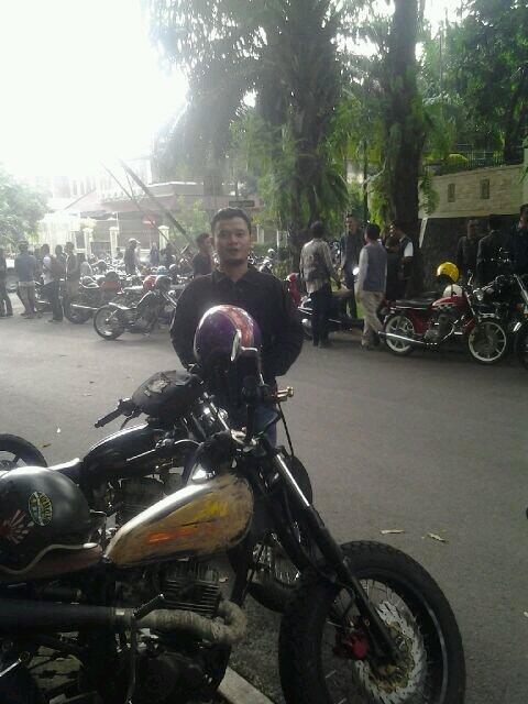 Lawless sunday ride <a href="/blarr/">Selena Gomez</a> boy