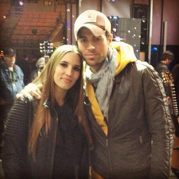 IndiaMartinez's tweet photo. Bienvenido a España @enrique305 !!! Te mando un abrazo enorme amigo... http://t.co/SEHhFSbYdH