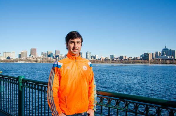 MITSloan's tweet photo. MBA student to run #BostonMarathon in honor of MIT Police Officer Sean Collier: http://t.co/hJPn0UHsM0 #BostonStrong http://t.co/4LGhBDGIAB