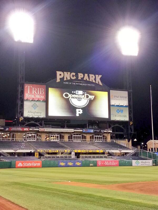 Pirates's tweet photo. Good morning from #OpeningDayPNC http://t.co/Rgze0UBITA