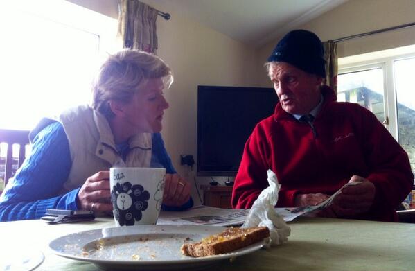 clarebalding's tweet photo. With Harvey Smith discussing racing over breakfast.  Who left that tissue on the table?? http://t.co/9jTK9pvgII