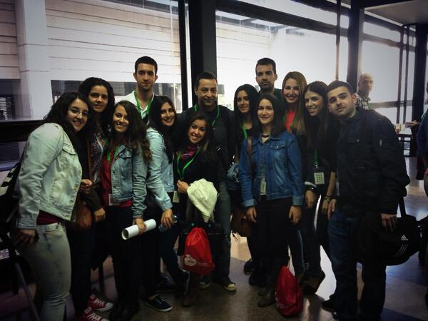juan_revenga's tweet photo. Gustazo hablar y conocerse con un montón de compañeros d-n en #CongresoAdinu http://t.co/2OMD1O6R2M