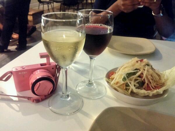 MissMalini's tweet photo. Dear @HamiltonIsland thank you for taking us to dinner at #cocachu #Room753 #thisisqueensland #DesiGirlTraveler :) http://t.co/g3MoE4FVT9