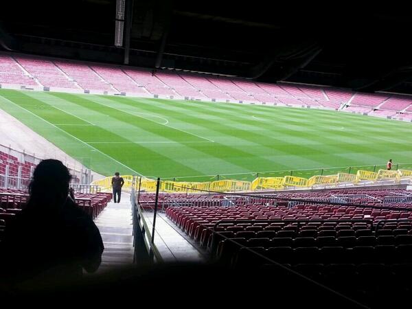 LuciiaManjon's tweet photo. Camp nou http://t.co/3vBn1wEd1Y