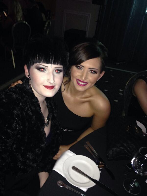 xholzbx's tweet image. #manchester #modagirls @lozzathompss