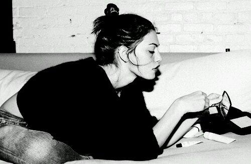 MareEvans_MDR's tweet photo. Muy buenos dias a todos, bellos.
Preparandonos para arrancar la semana.
Que tengan un bello dia y una buena semana :3 http://t.co/5zDG5zs1nj