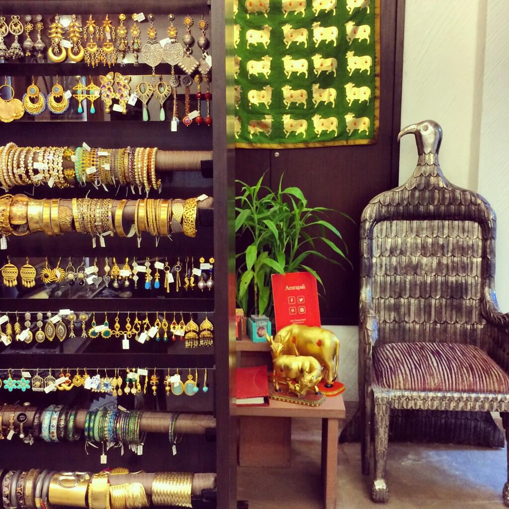 Amrapali hotsell store juhu